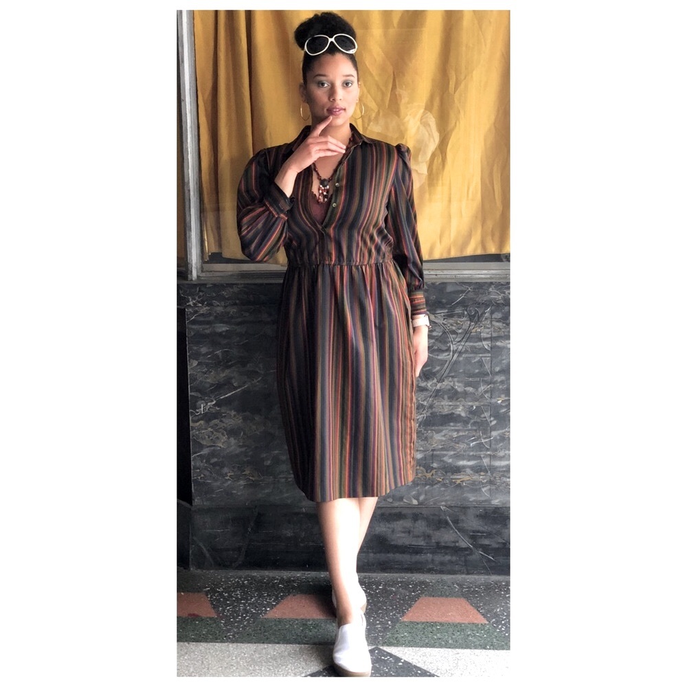 Vintage City Shirts Striped Midi Pleated Dress